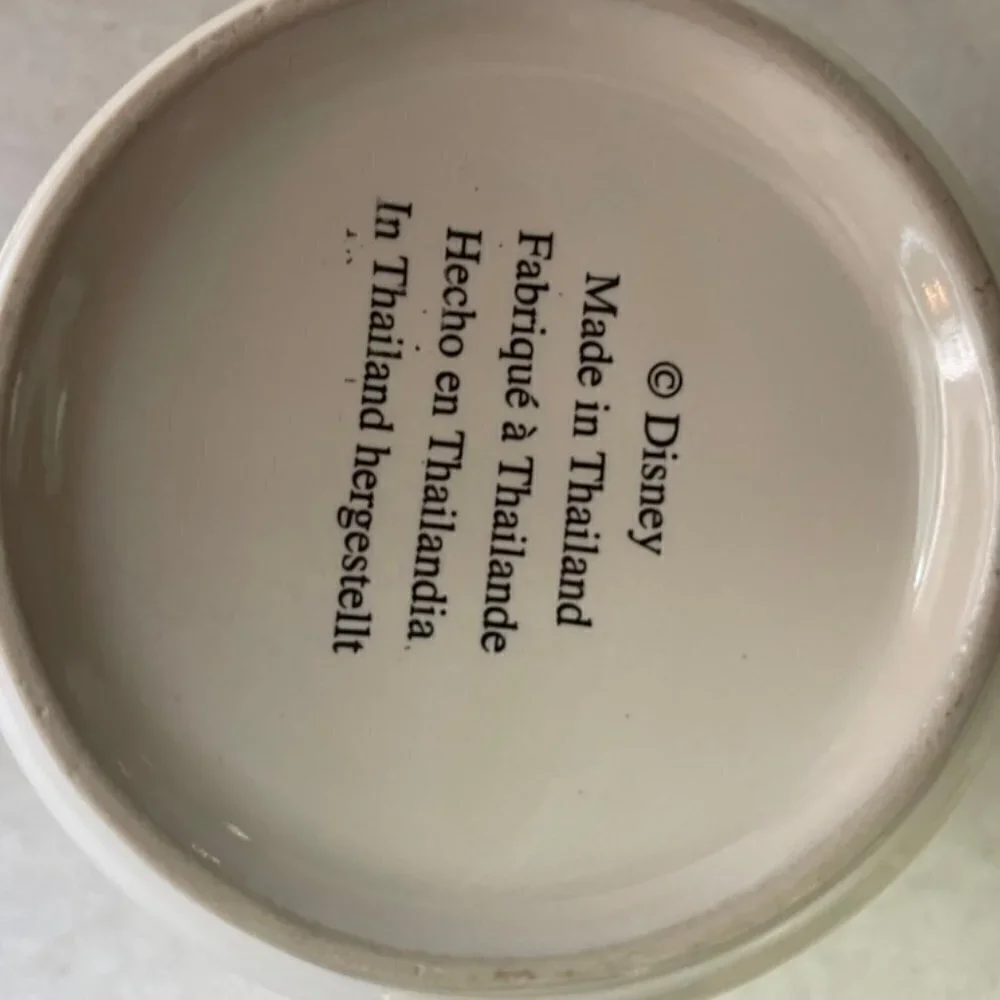 DISNEY Winnie the Pooh Mug - Picture 5 of 5